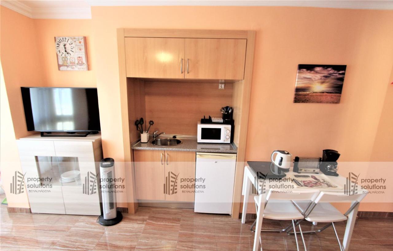 Playamar - Apartamento Copenhague - A 50 Metros De La Playa - Piscina Y Parking Gratis Daire Torremolinos Dış mekan fotoğraf